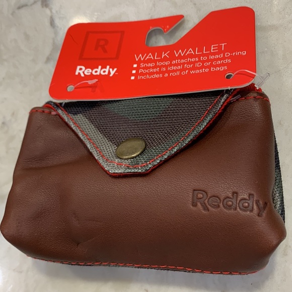 NWT Lot of 2 Reddy Walk Wallet Camo Lead Attachment *BENEFITS RESCUE* - Picture 3 of 4